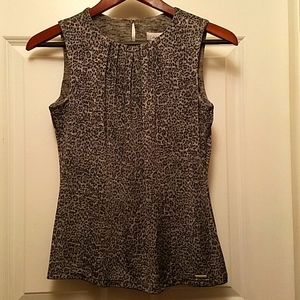 Calvin KleinWomen's Sleeveless Pleat Neck Top shimmer black n gray